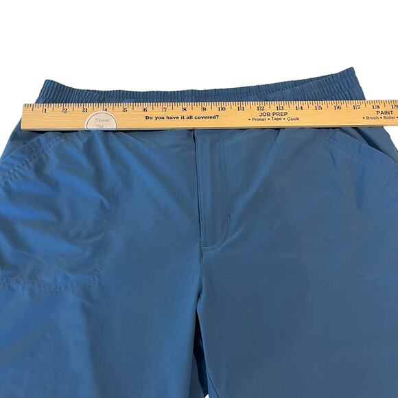 L.L. Bean Men's Swim Active Outdoor Hybrid Shorts  9" - 34/35 - Picture 4 of 11